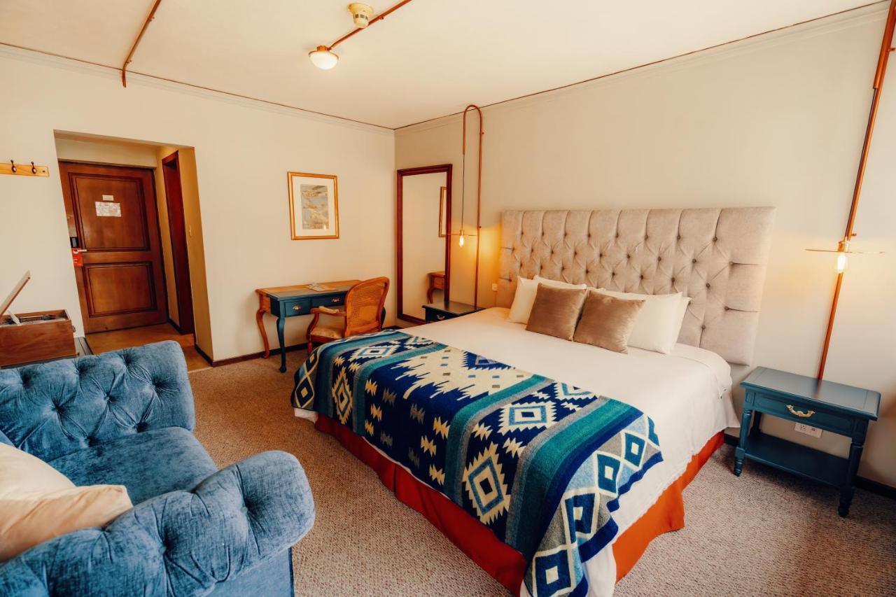 Socialtel Quito Hotel ภายนอก รูปภาพ