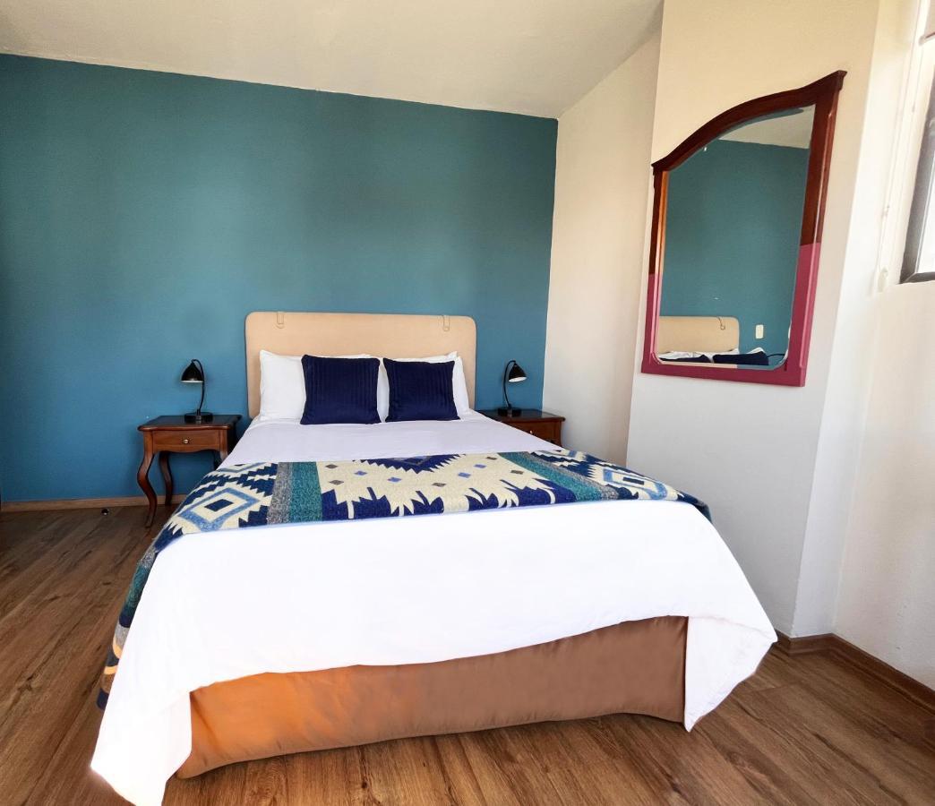 Socialtel Quito Hotel ภายนอก รูปภาพ