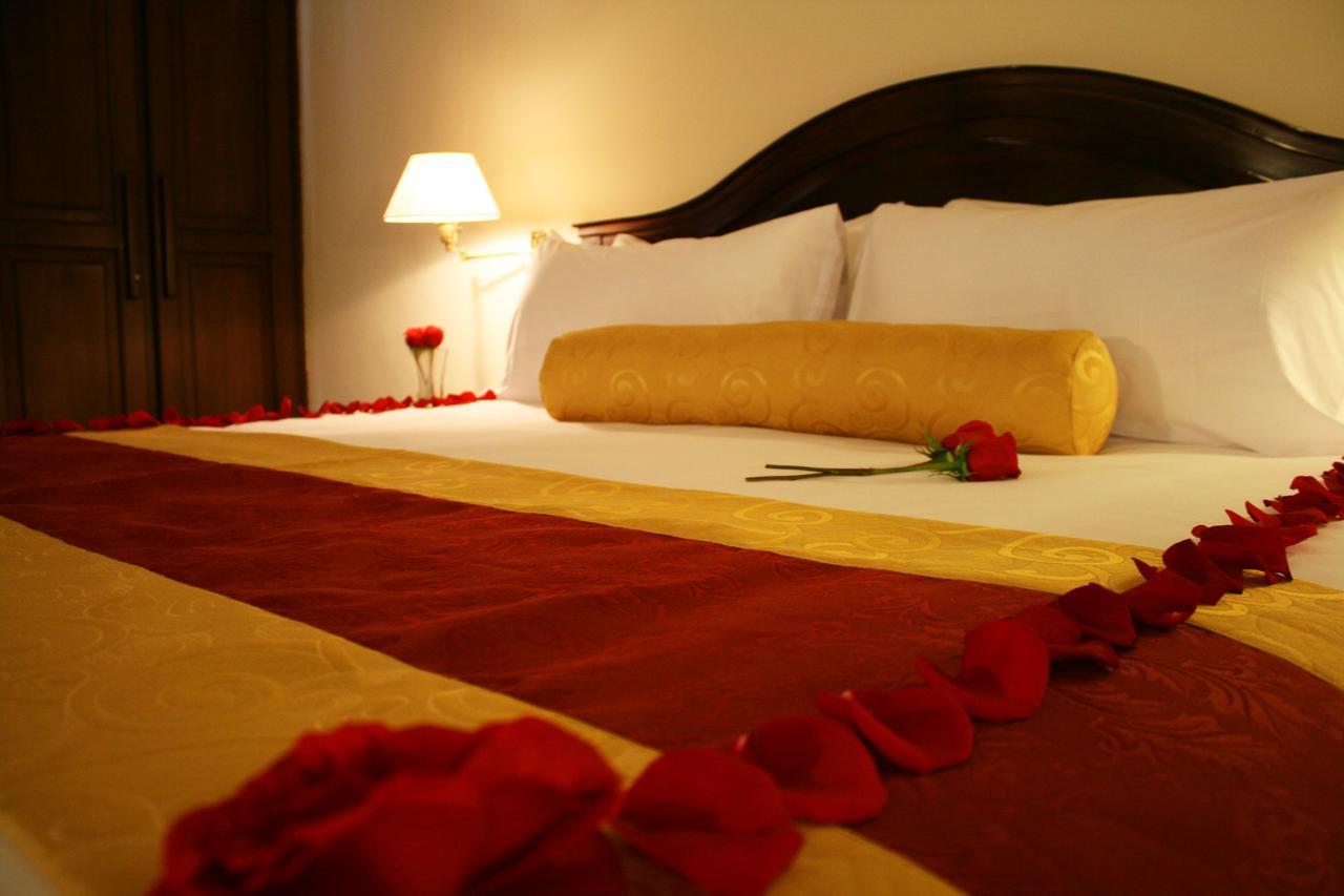 Socialtel Quito Hotel ภายนอก รูปภาพ