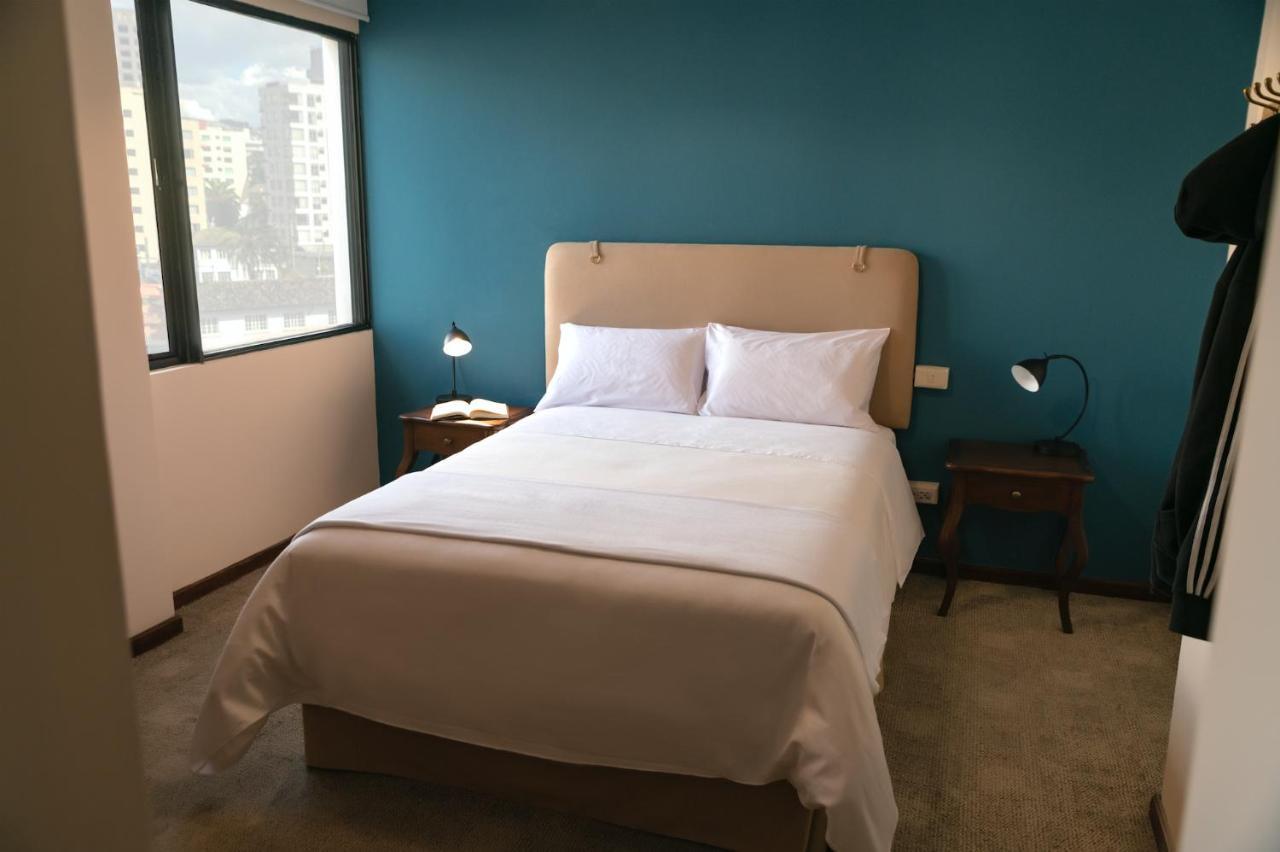Socialtel Quito Hotel ภายนอก รูปภาพ